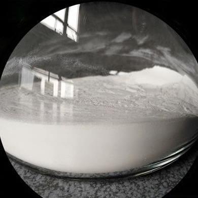Gotas micro de voladura de cerámica de ZrO2 el 62% medias para la voladura de los objetos del metal