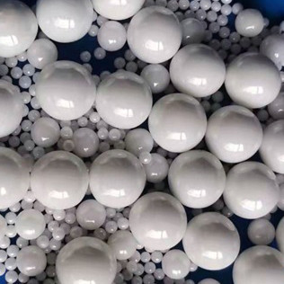 95 Perlas de zirconia estabilizadas con itrio de 1.6-1.8 mm Medios de molienda para el pulido o la decoración de joyas