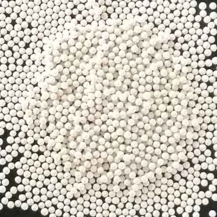 Circonio blanco 4, 1,8 - 2.0m m de Sinterred 1,1 medios del silicato de circonio de KN 